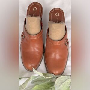 Timeless! Liz Claiborne Flex MAYFAY clogs!